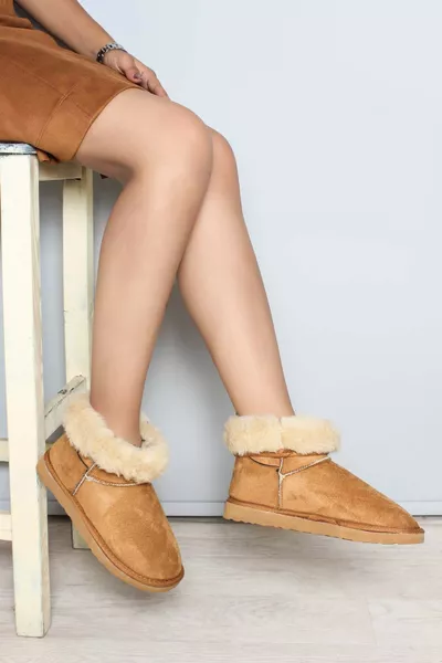 حذاء نسائي تابا متوسط الطول شتوي مبطن بالفرو طراز UG موديل 