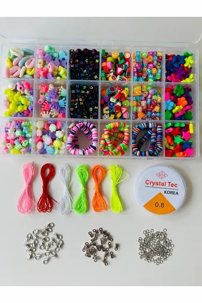 No: Perline figurine di colori morbidi e vivaci, perline lettere, fimo frutta, set hobby per bambini