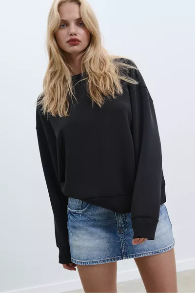 سويت شيرت أساسي ناعم الملمس