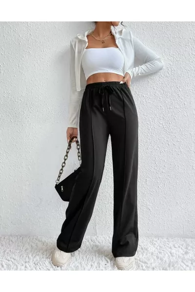 Дамски черен спортен панталон с широки крачоли