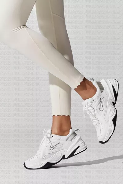 حذاء رياضي عاكس من الجلد الطبيعي للجنسين k Tekno باللون الأبيض