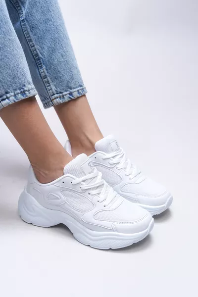 حذاء نسائي رياضي  أبيض