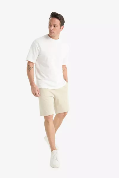 Slim Fit Narrow Cut Pocket Cotton Basic Plain Bermuda Shorts SP