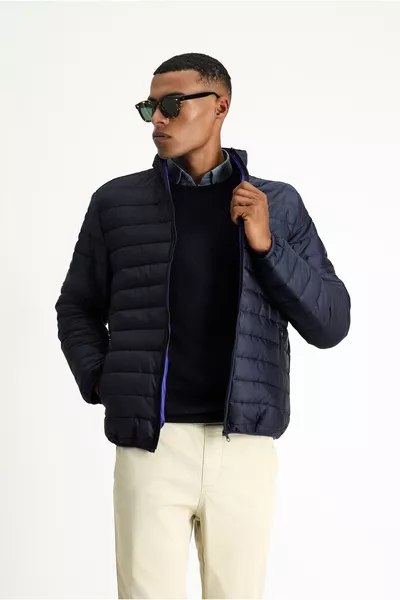 Стеганая спортивная куртка