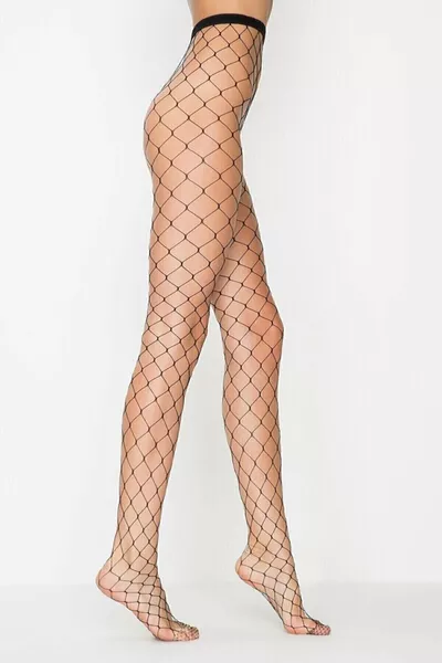 جوارب نسائية سوداء شبكية كبيرة