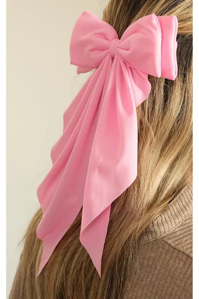 ربطة شعر طويلة مع فيونكة