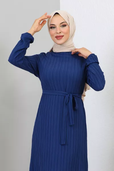 فستان لارا ذو الحزام باللون النيلي