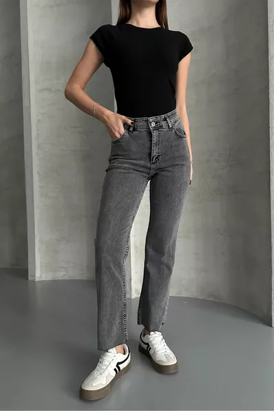 Jean Fumé Coupe Ajustée à Ourlet Court