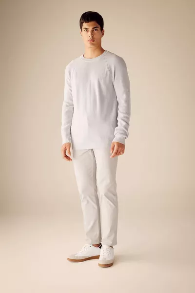 سترة تريكو بسيطة بياقة دائرية، قصّة عادية، مقاس قياسي SP