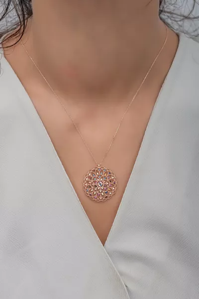  Ayar Gümüş Renkli Taşlı Yaşam Çiçeği Kolye