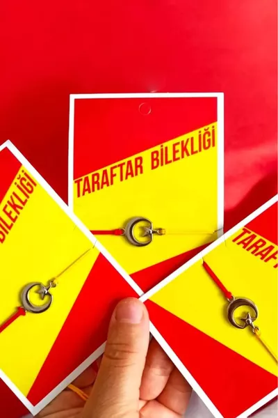 سوار خيوط أصفر أحمر بنجمة وهلال -2