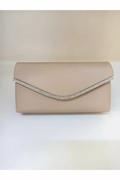 Borsa da sera da donna in raso nude con accessorio gioiello