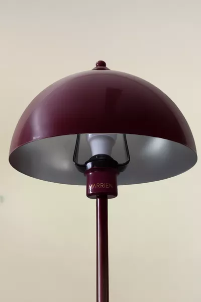 Modena Retro Bordeaux Metaalstaande Vloerlamp met Enkele Voet en Kap