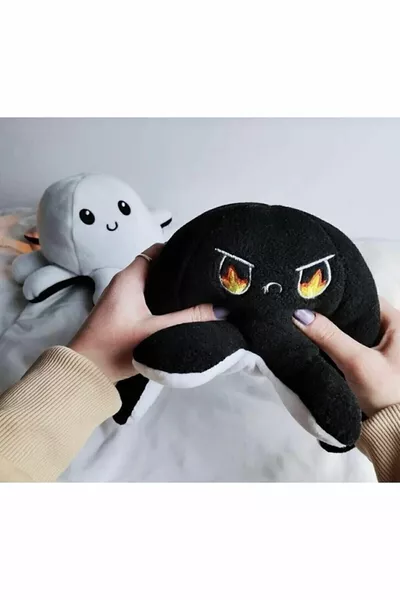Polpo di Peluche Nero e Bianco Carino a Doppia Faccia che Cambia Modalità Cuscino & Compagno di Sonno & Giocattolo