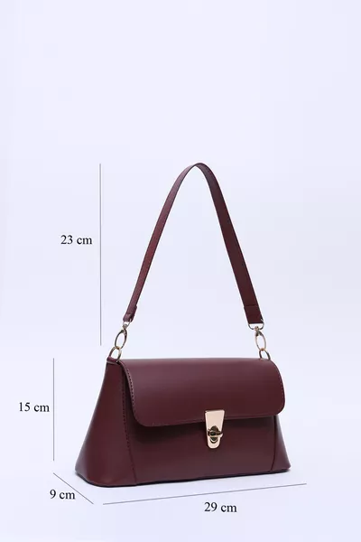 حقيبة يد وكتف وذراع قياسية بقسم واحد، مربوطة بقفل، من الجلد الصناعي باللون العنابي 