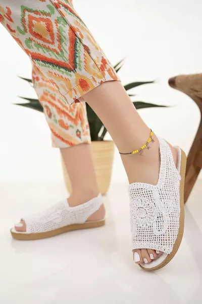 Дамски сламени сандали Бели плетени дантелени трикотаж Бродирани Нов сезон Летни сандали за почивка на плажа