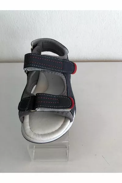 صنادل العظام الجلدية الطبيعية للأطفال