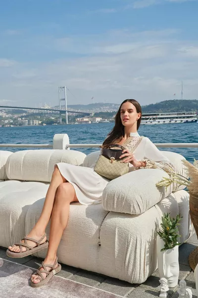 Дамска раница с шарка