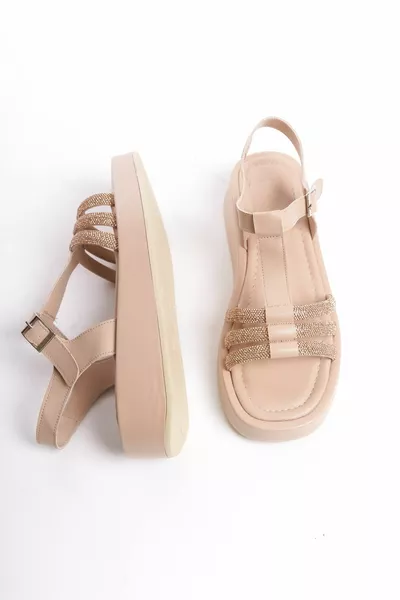 Stenen sandalen met speciaal ontwerp en drie bandjes voor dames