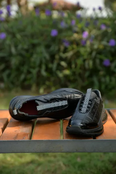 Winter % lederen zwarte sneakerschoenen voor heren bieden elegantie en comfort samen met hun innovatieve stijl