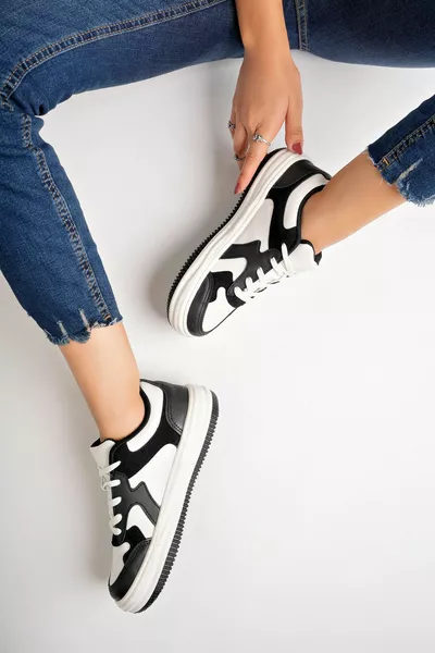 Black Women's Sneaker Casual Shoes