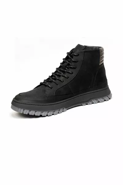 حذاء رياضي جلد طبيعي أسود للرجال 