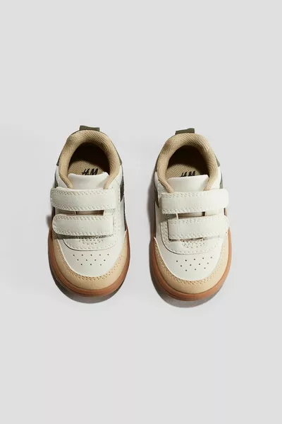 بلوك كولور سنيكرز