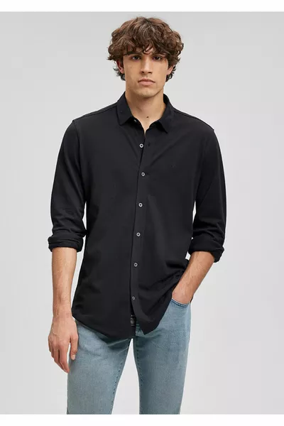 Schwarzes Strickhemd Tailliert / Taillierte Passform 