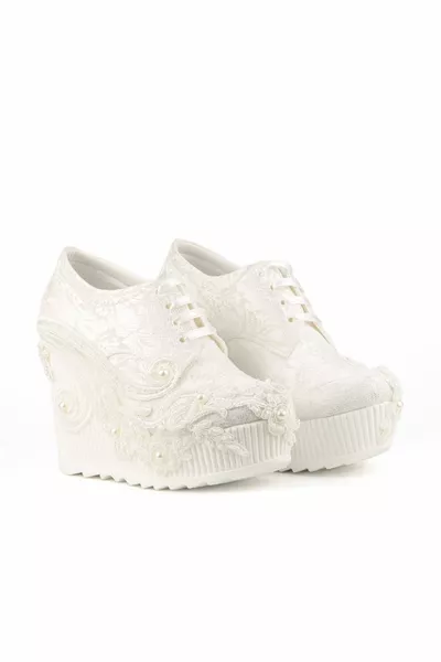 Спортивные свадебные туфли  см, нескользящие снизу, очень легкие, не утомят вас, что гарантированно будет бегать.