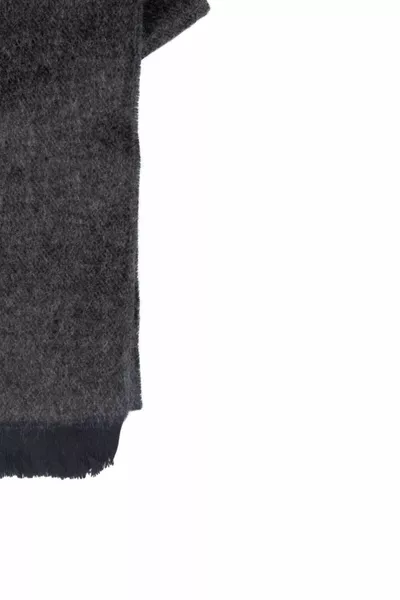 Мужской зимний шарф антрацитового цвета