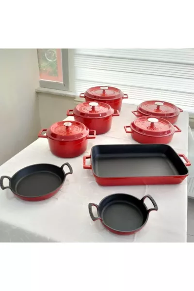 Cast Eight-Piece Pot and Pan Set Trendy Red (with Silicone Handle Gift)
