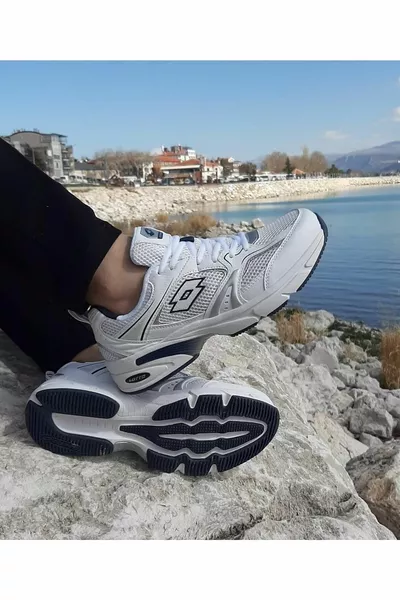 أحذية المشي لمسافات طويلة