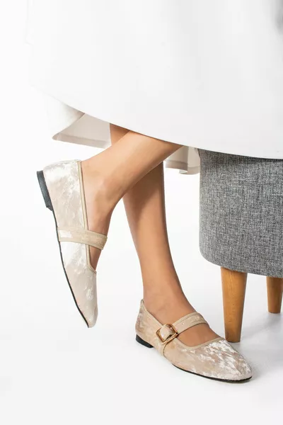 Женские повседневные тупые балетки с квадратным носком большой размер  бархат бежевый Aisa