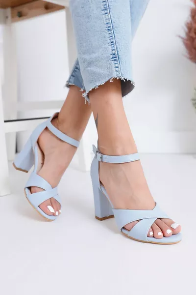 حذاء جاني كعوب بيبي بلو سكين