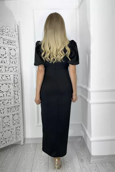  ثنى الساتان وشق مفصل بالون الأكمام اللباس الأسود