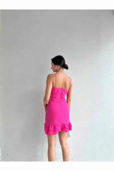 Складчатое плиссированное мини-платье на бретелях