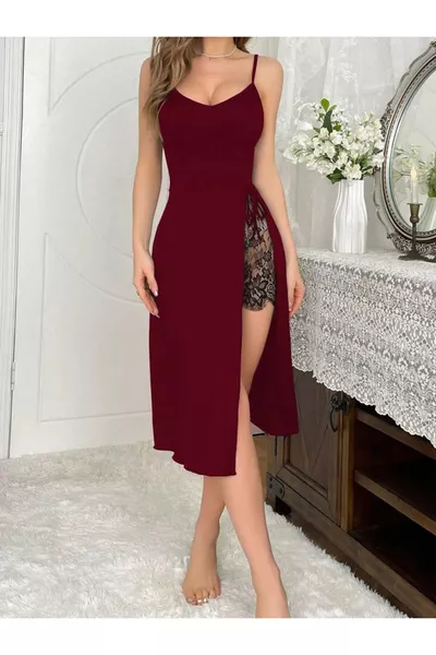 فستان نوم نسائي بأكمام دانتيل وتفاصيل باتشوورك مع شق عالٍ