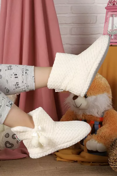 Rdp Zigzag الشتاء بندوف أحذية منزلية نسائية كريم