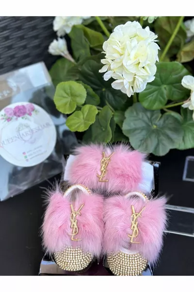 Марка Мода Персонализиран дизайн Луксозен пернат метал Лого Бебешки каменни обувки Комплект лента за глава Розово злато