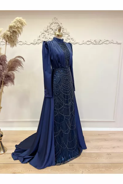 ماتيلدا مساء اللباس كحلي