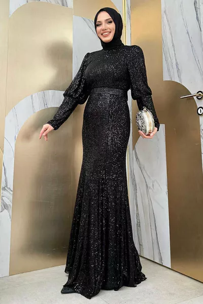 فستان سهرة سمك الترتر أسود مع إكسسوارات حزام