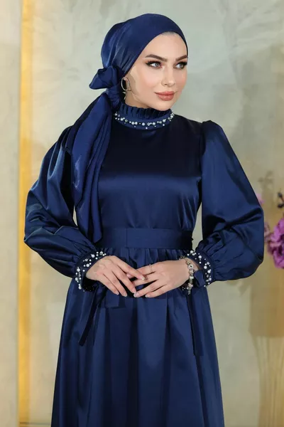 Parel satijnen avondjurk marineblauw 