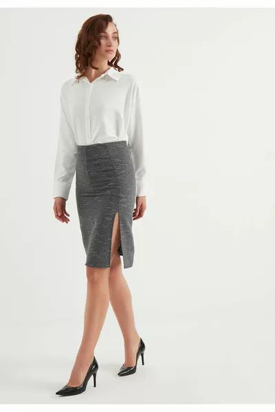 Юбка с разрезом на высокой талии