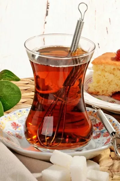 Чайна лъжичка с форма на 6-пластов бъркалка