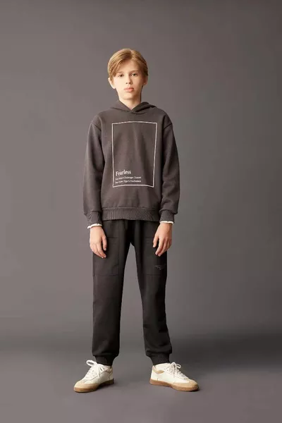 Boys' Printed Jogger Sweatpants with Elastic Waist and Cuffs, Pockets WN