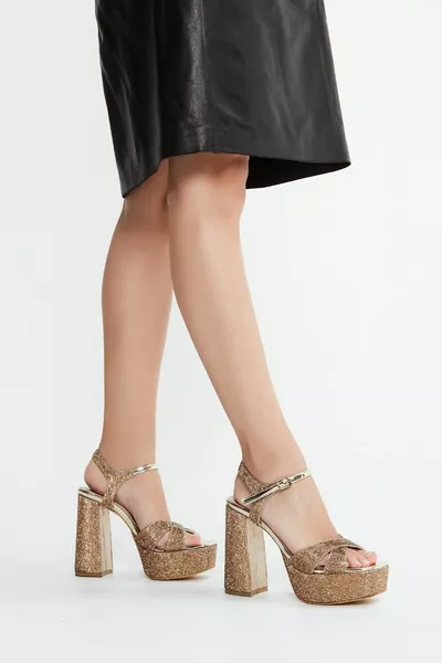 Regina Damen Gold Vegane Sandalen mit Absatz