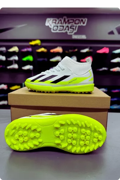 أحذية كرة القدم للأطفال