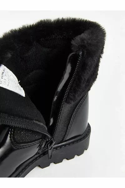 أحذية بنات مبطنة بالفراء الأسود