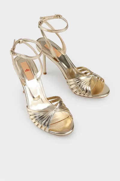 صنادل نسائية ذهبية بكعب عال