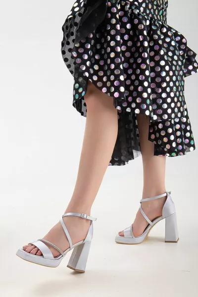 المرأة الزاوي منصة عالية سميكة أحذية السهرة الكعب